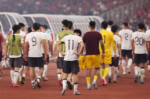 阿斯报吐槽国足：14亿人找不出23个世界杯球员，扩军仍然无缘